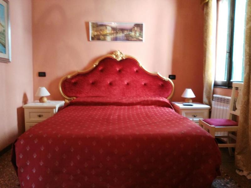 Alloggi Serena 2* Veneza